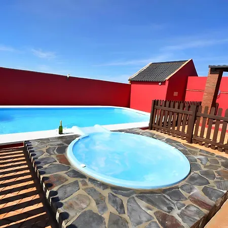 Holiday home Con Piscina Privada Solo Familias *