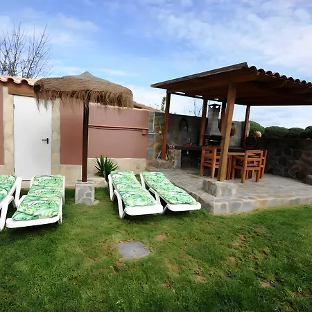 Holiday home Con Piscina Privada Solo Familias