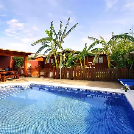 Holiday home Con Piscina Privada Solo Familias